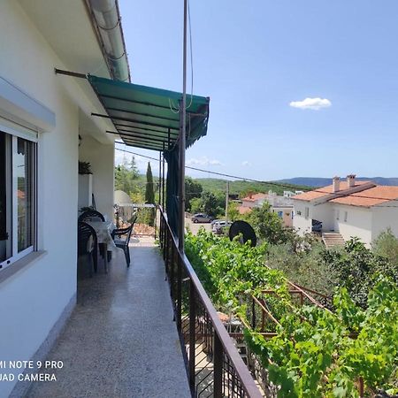 Apartments Marica Крк Екстер'єр фото