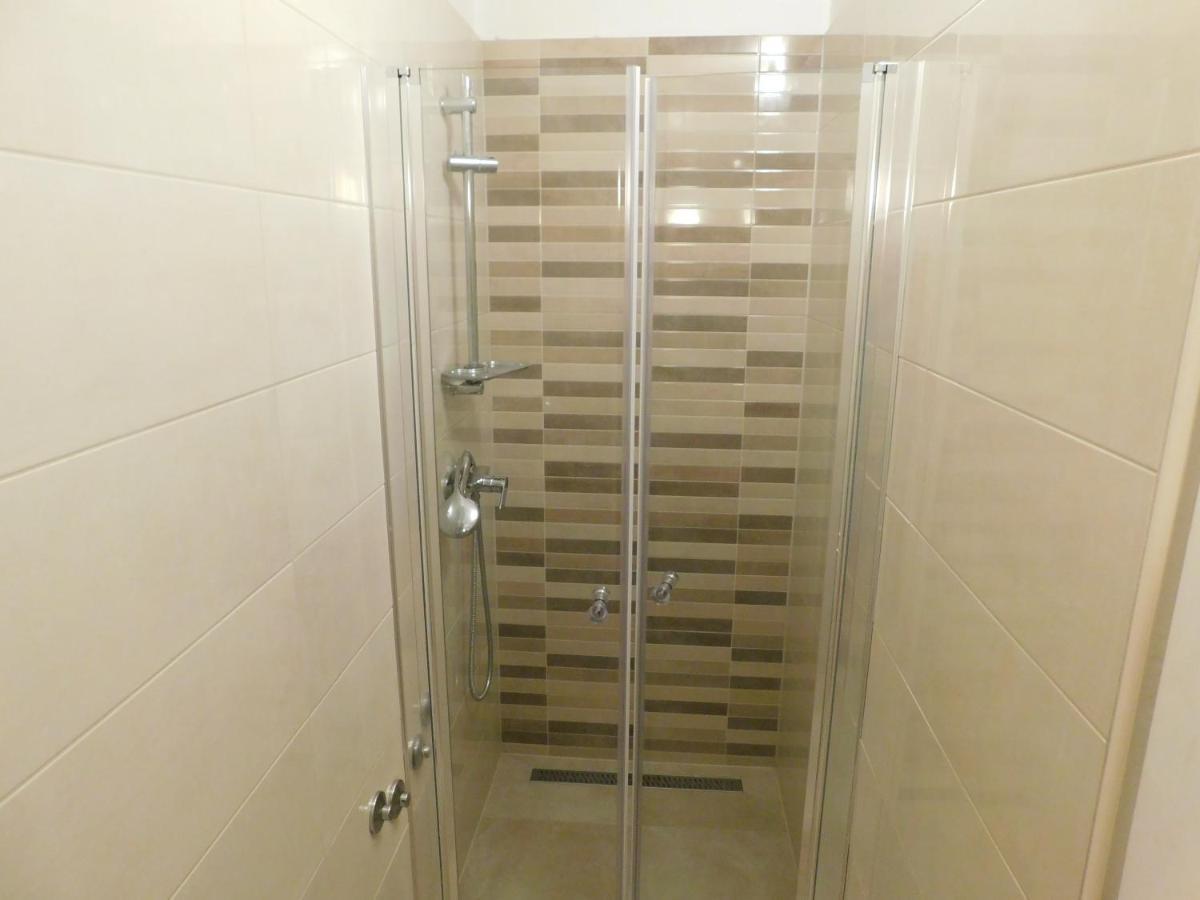 Apartments Marica Крк Екстер'єр фото