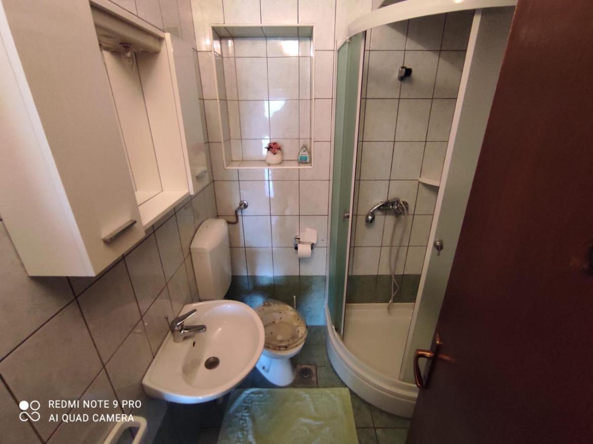 Apartments Marica Крк Екстер'єр фото