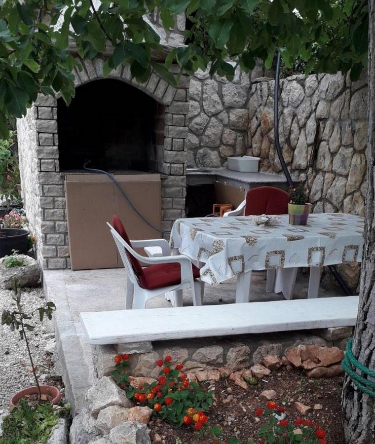 Apartments Marica Крк Екстер'єр фото