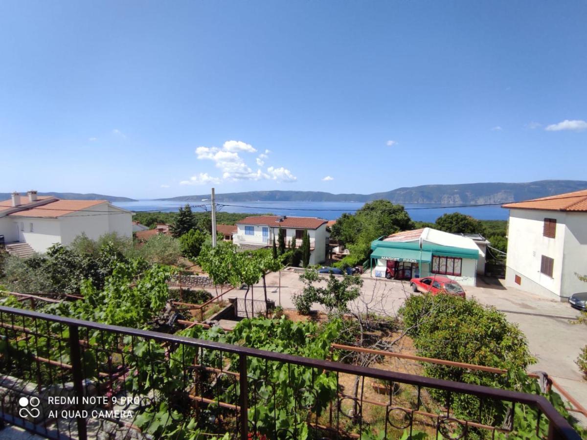 Apartments Marica Крк Екстер'єр фото
