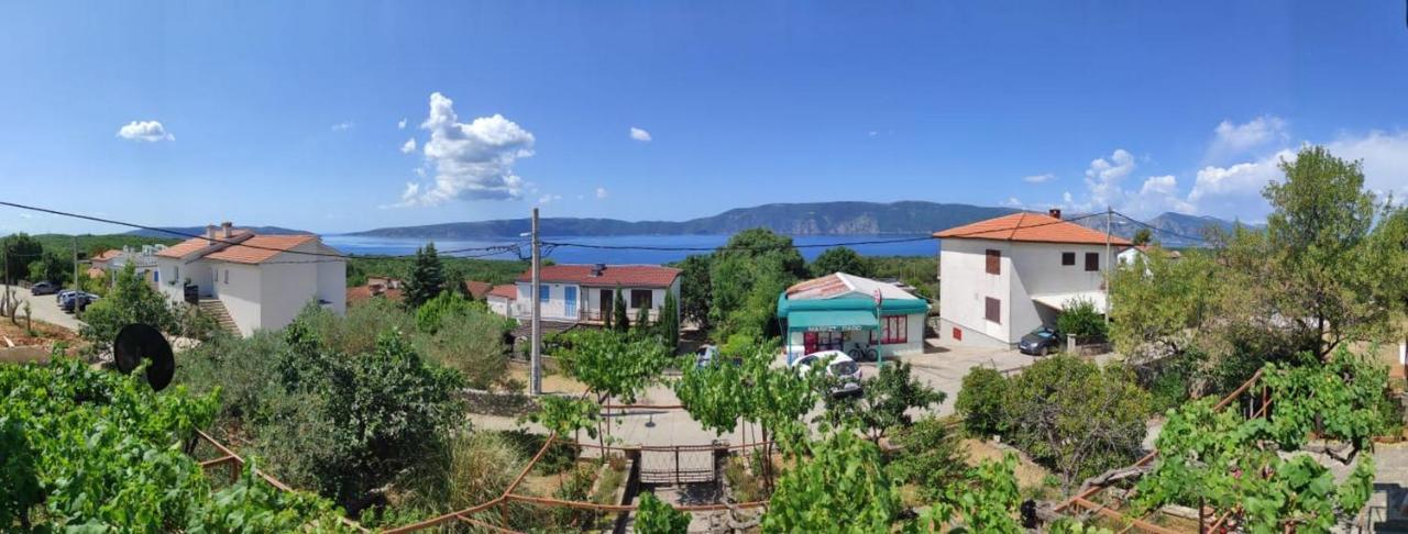 Apartments Marica Крк Екстер'єр фото