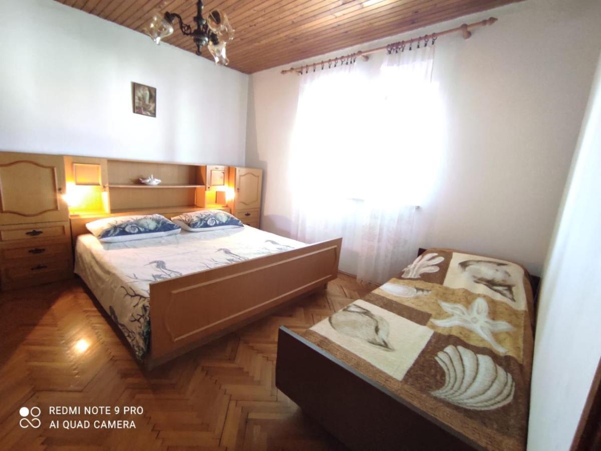 Apartments Marica Крк Екстер'єр фото